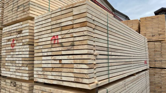 Деревянные палубные доски 22,5x400 см