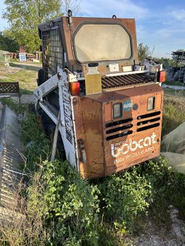 I sell BOBCAT 553 with street license plate